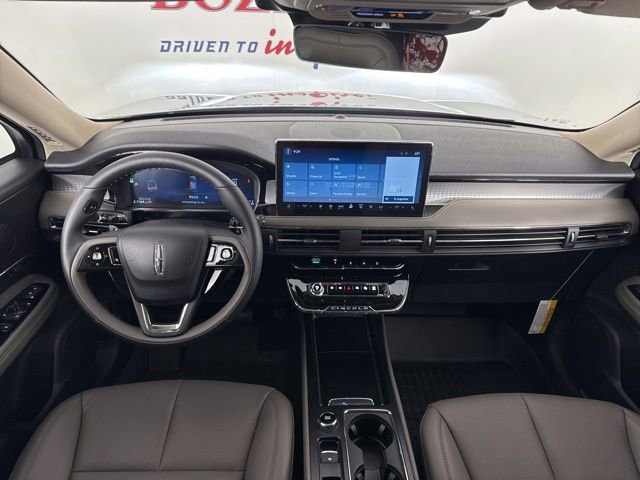 New 2026 Lincoln Corsair Premiere image 9