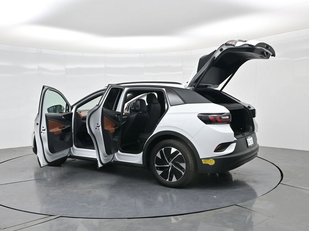 Used 2021 Volkswagen ID.4 Pro S w/ ID.4 Protection Package RWD image 4