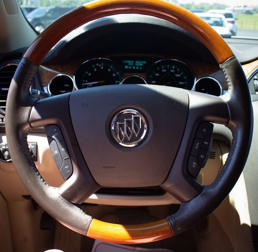 Used 2012 Buick Enclave Leather w/ LPO, Cargo Convenience Pkg FWD image 10