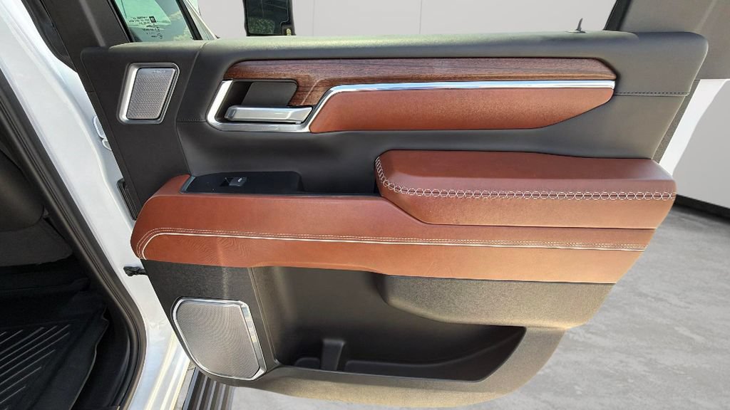 Certified 2024 GMC Sierra 3500 Denali Ultimate AWD/4WD image 37