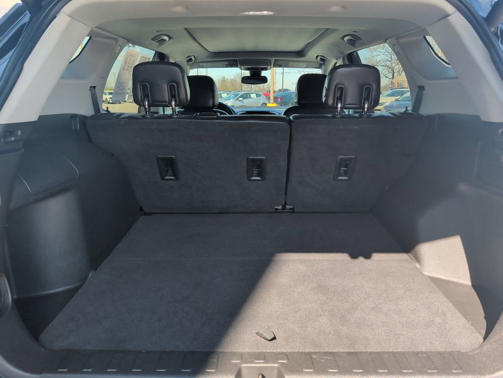 Used 2020 GMC Terrain SLT w/ GMC Pro Grade Package image 19