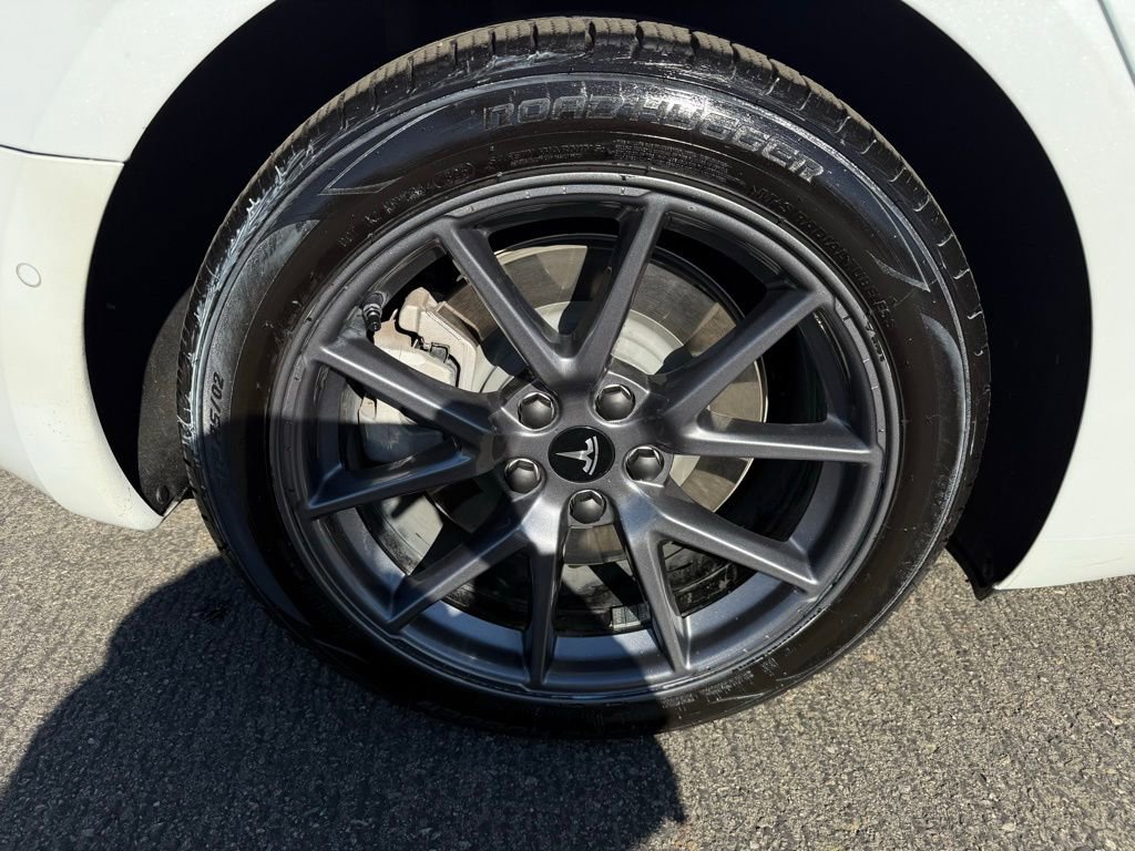Used 2022 Tesla Model 3 Long Range image 9