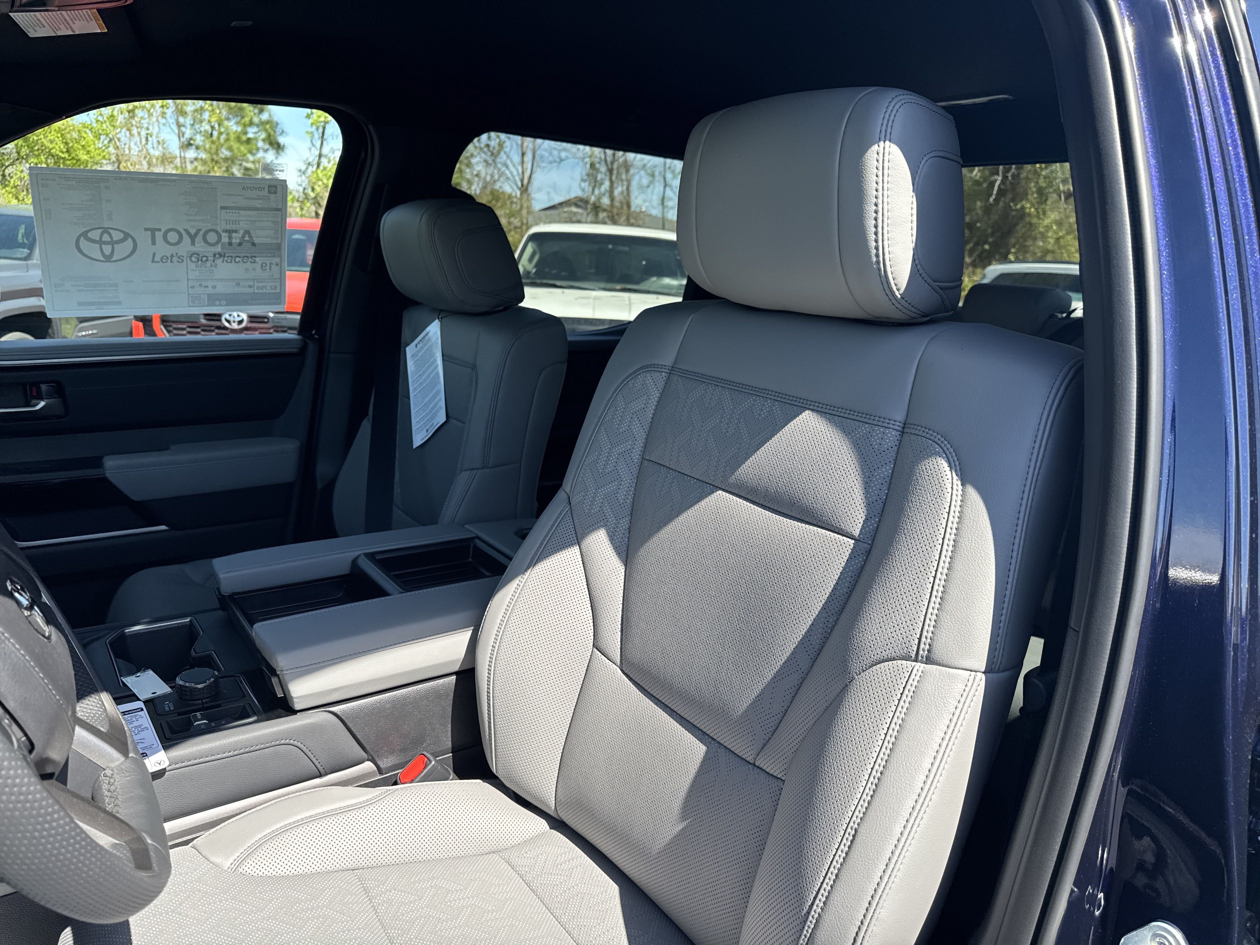 New 2025 Toyota Tundra Limited AWD/4WD image 14