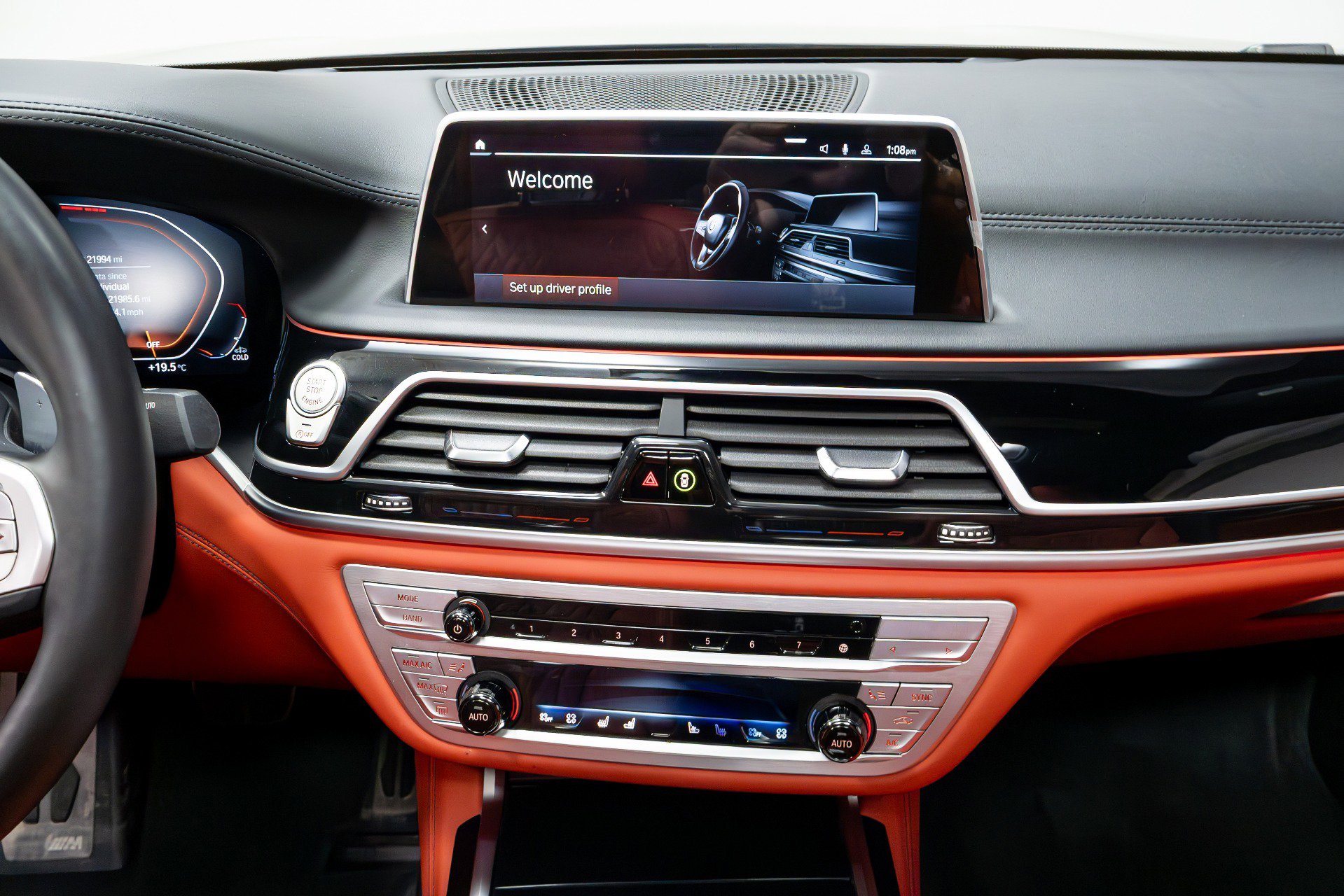 Used 2022 BMW M760i xDrive image 40