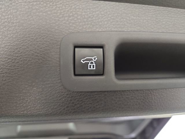 New 2025 Toyota Sienna XLE image 35