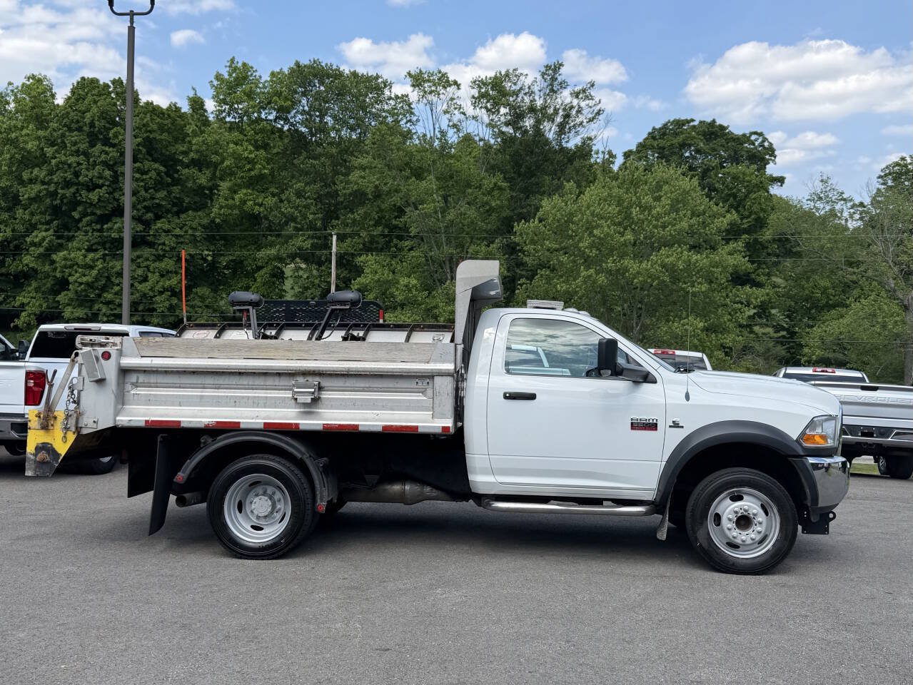 Used 2011 RAM 5500 4x4 Regular Cab w/ PWR Accessory Group image 2