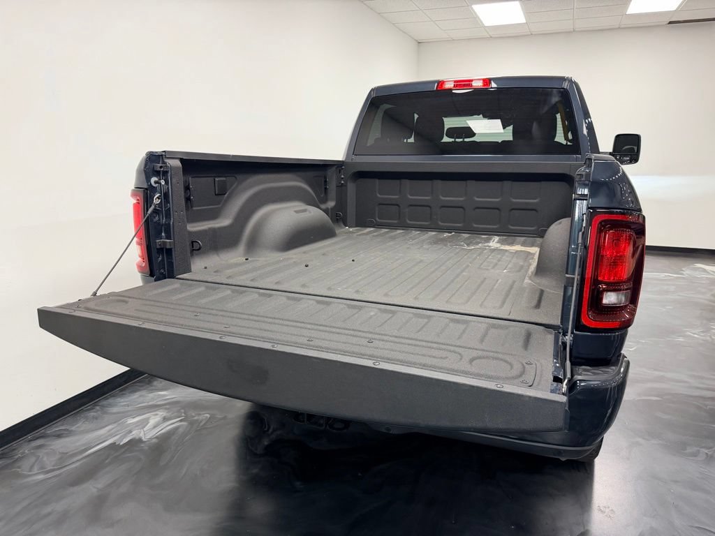 Used 2025 RAM 2500 Big Horn AWD/4WD image 12