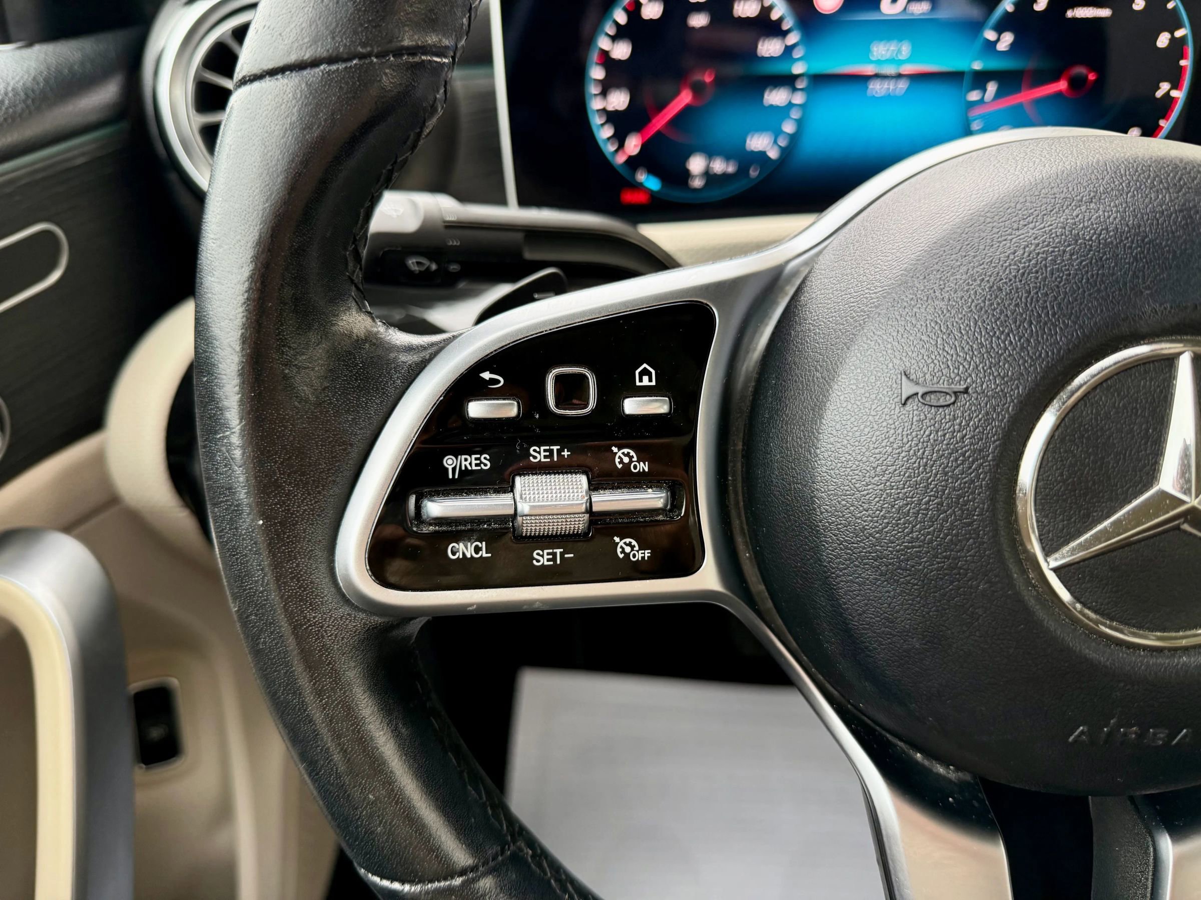 Used 2019 Mercedes-Benz A 220 4MATIC image 17