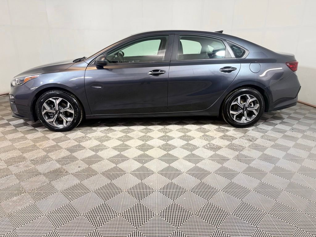 Used 2020 Kia Forte LXS FWD image 3