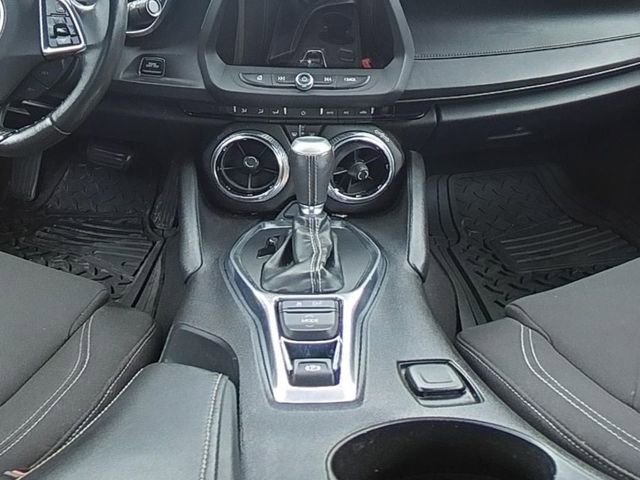 Used 2017 Chevrolet Camaro LT w/ Technology Package RWD image 20