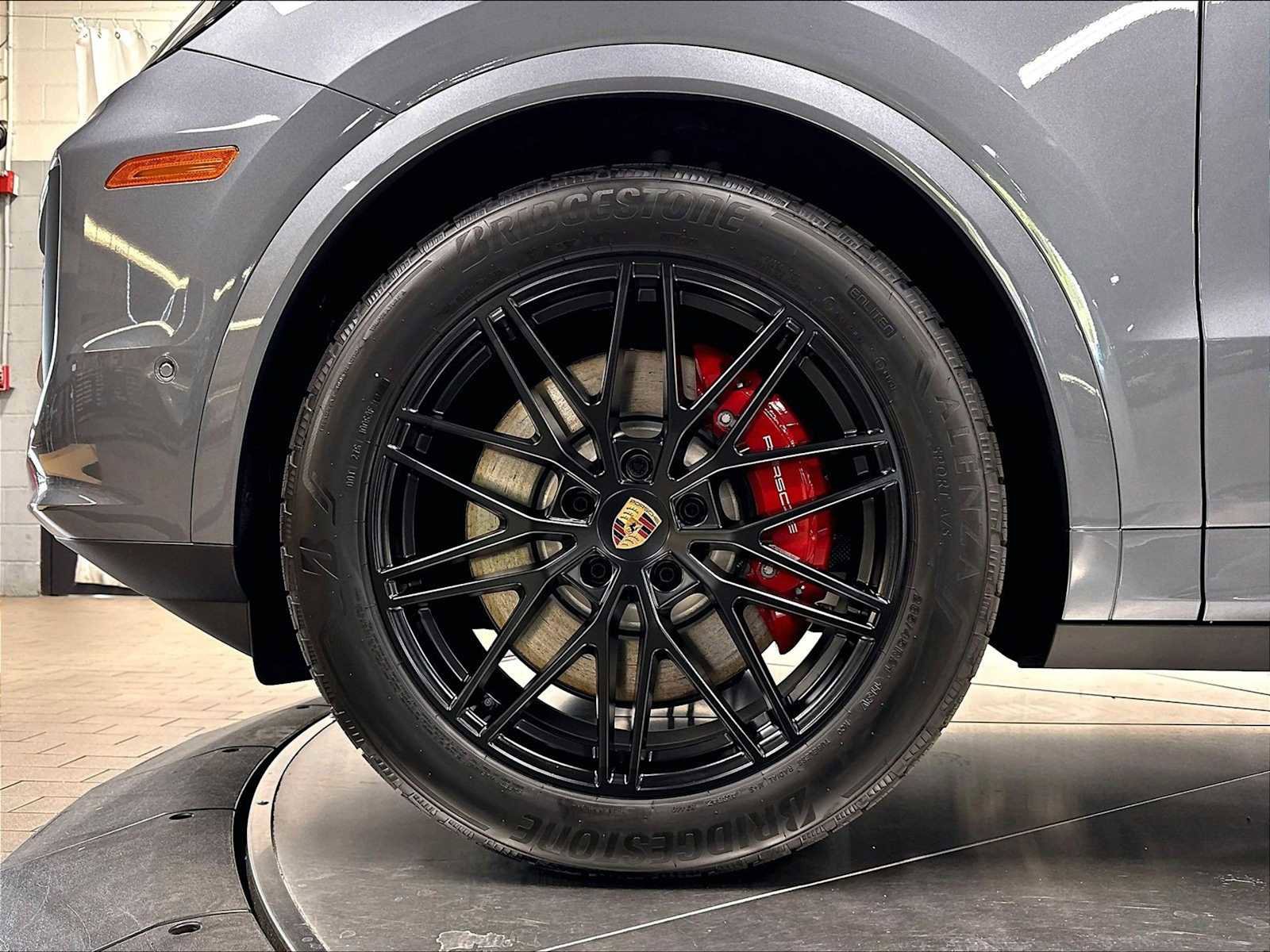 New 2026 Porsche Cayenne S AWD/4WD image 11