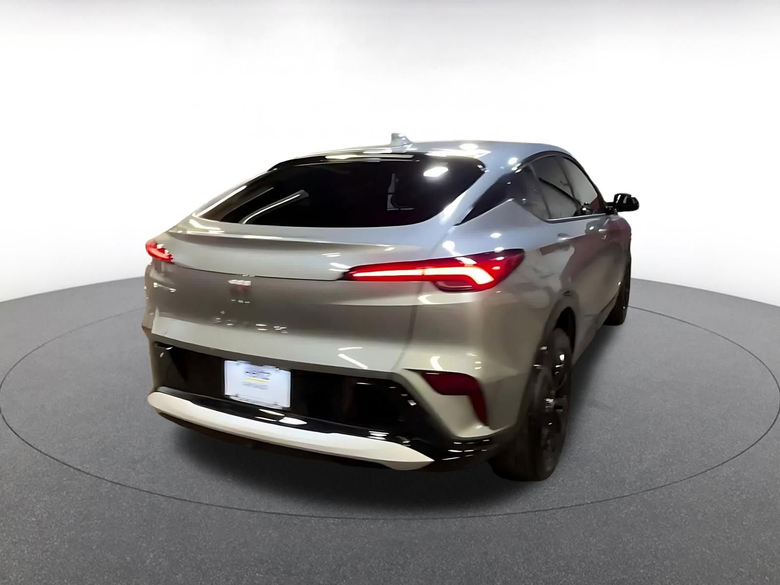 Used 2025 Buick Envista Sport Touring image 14