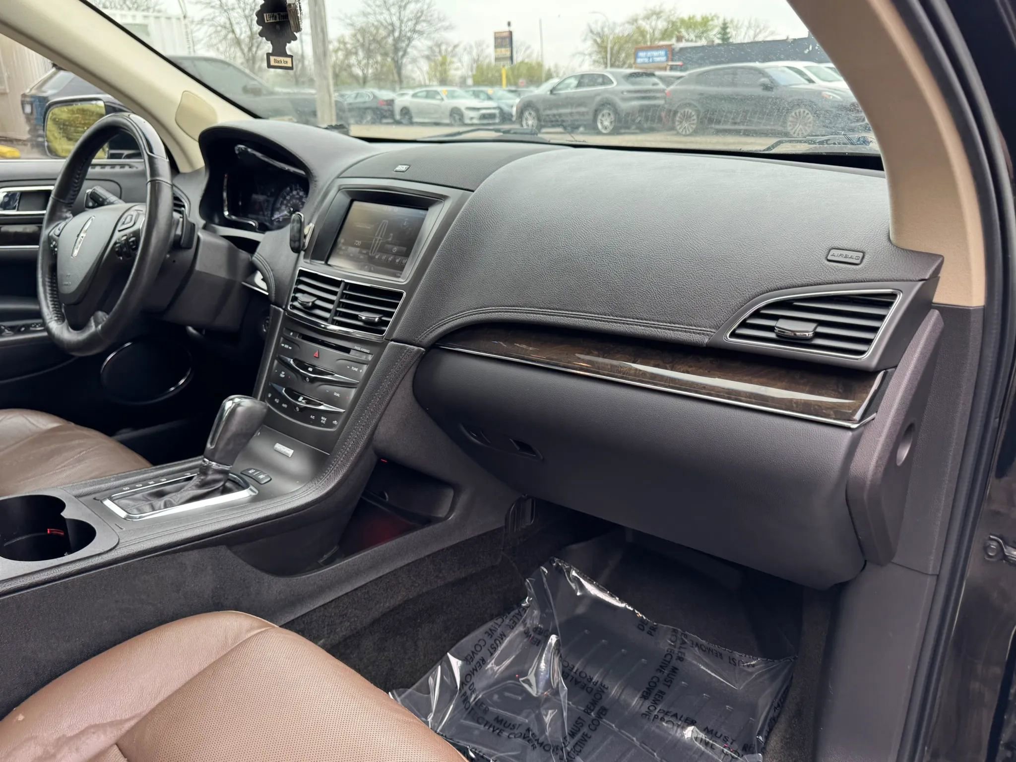 Used 2015 Lincoln MKT AWD w/ Equipment Group 201A image 26