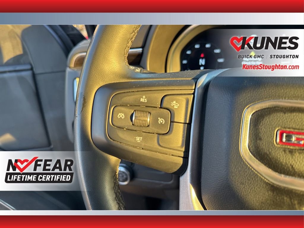 Used 2023 GMC Yukon XL SLE image 23