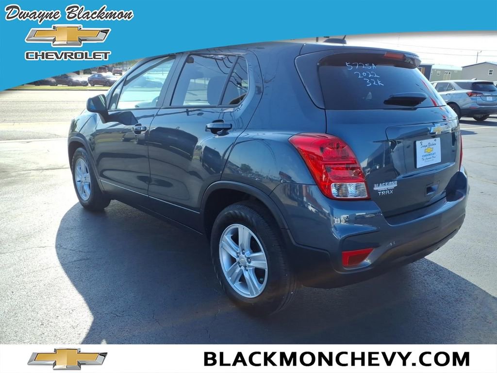 Used 2022 Chevrolet Trax LS w/ Tint and Cruise Package image 5