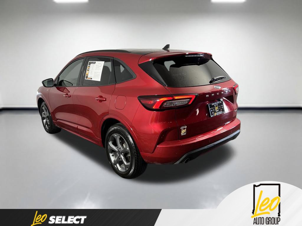 Used 2024 Ford Escape ST-Line w/ Tech Pack #1 AWD/4WD image 4