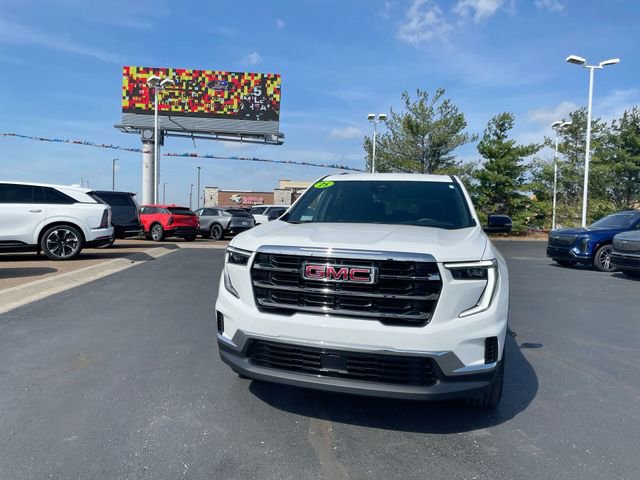 Used 2025 GMC Acadia Elevation image 7