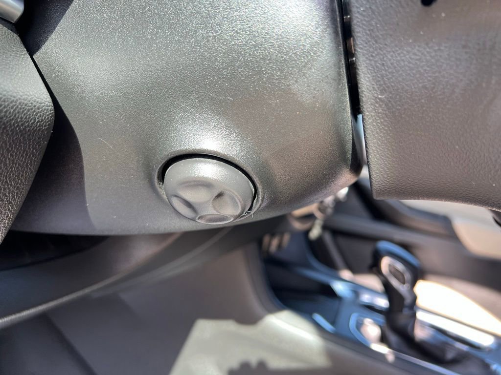 Used 2023 Chevrolet Traverse Premier AWD/4WD image 37