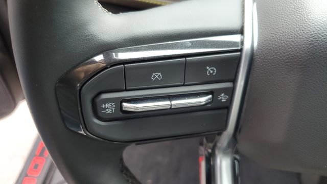 Used 2024 Chevrolet Colorado ZR2 w/ ZR2 Convenience Package III AWD/4WD image 11