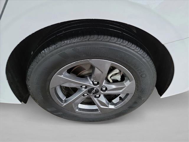 Used 2023 Kia K5 LXS FWD image 12