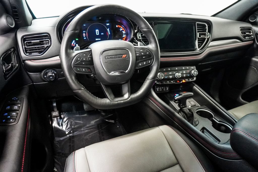 Used 2023 Dodge Durango R/T w/ Tow 'N Go Package AWD/4WD image 16