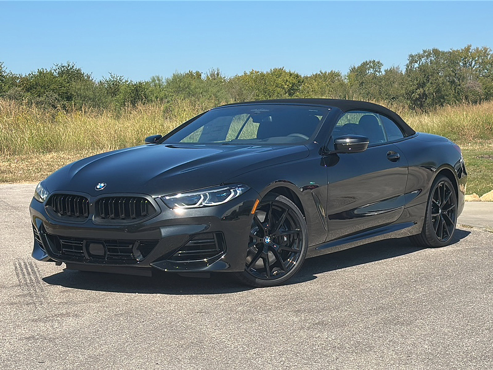 New 2026 BMW 840i Convertible image 2