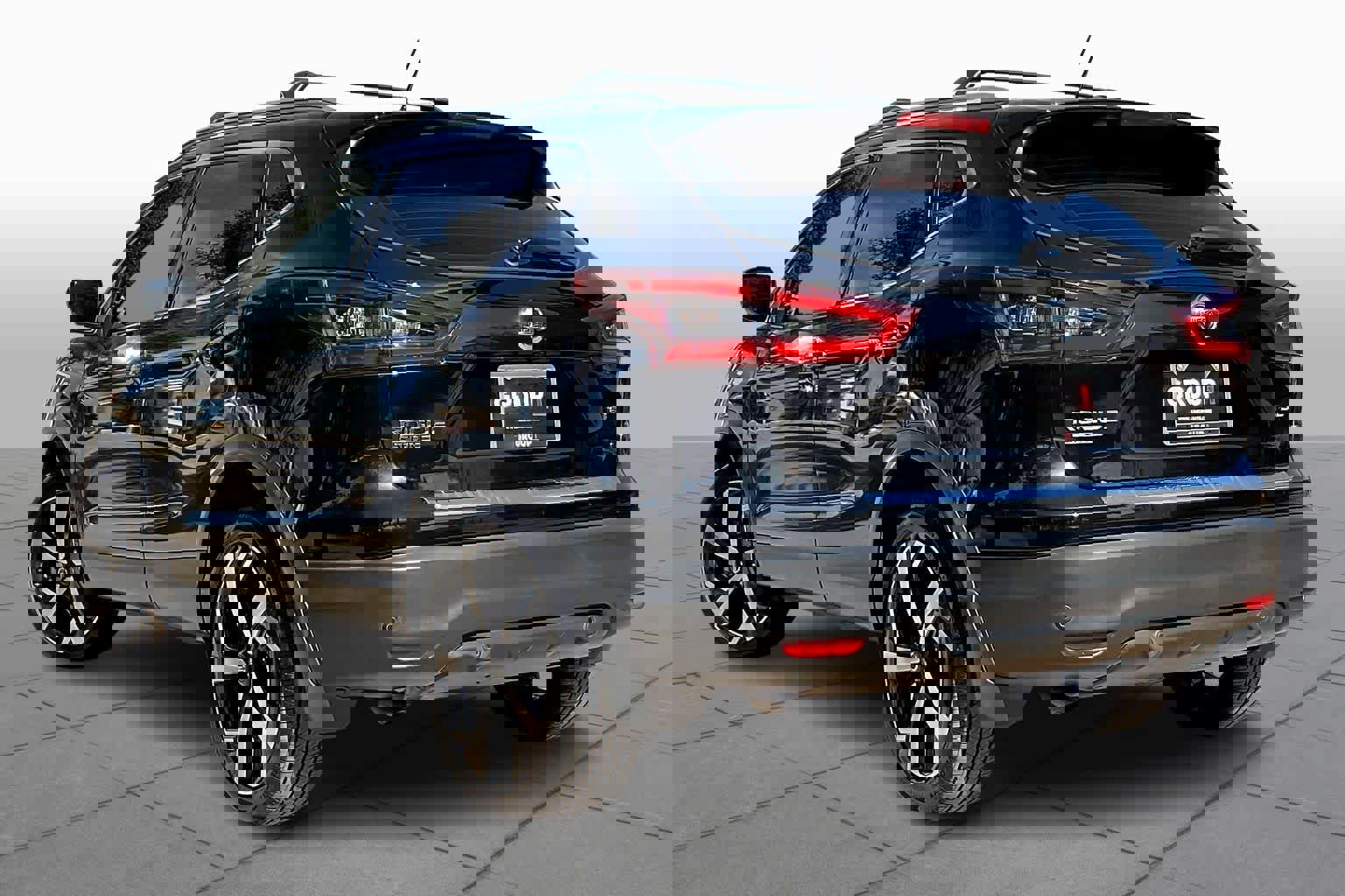 Used 2022 Nissan Rogue Sport SL image 11