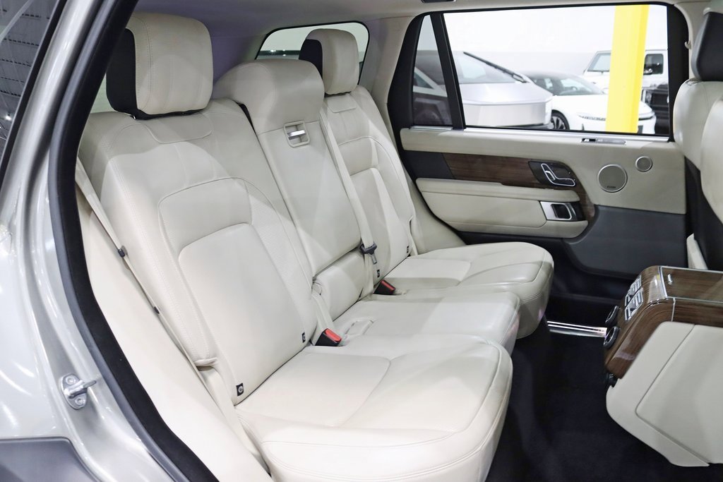 Used 2018 Land Rover Range Rover Long Wheelbase Supercharged image 31