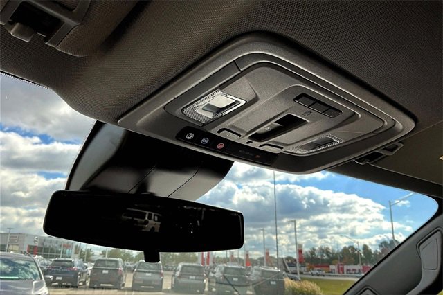 Used 2022 Chevrolet Silverado 1500 LT Trail Boss w/ Convenience Package II image 23