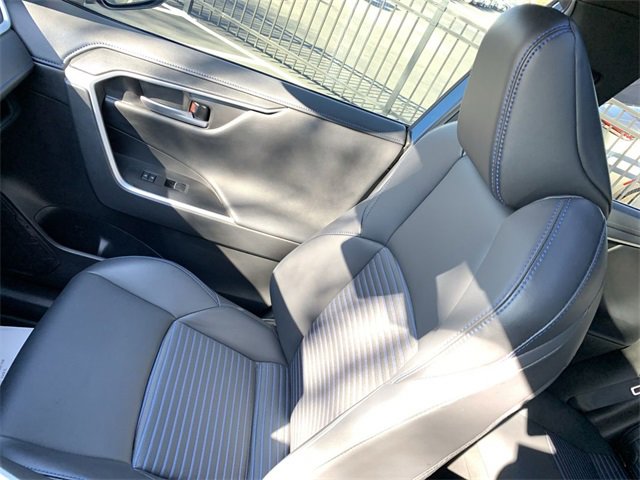 Used 2023 Toyota RAV4 XSE image 31