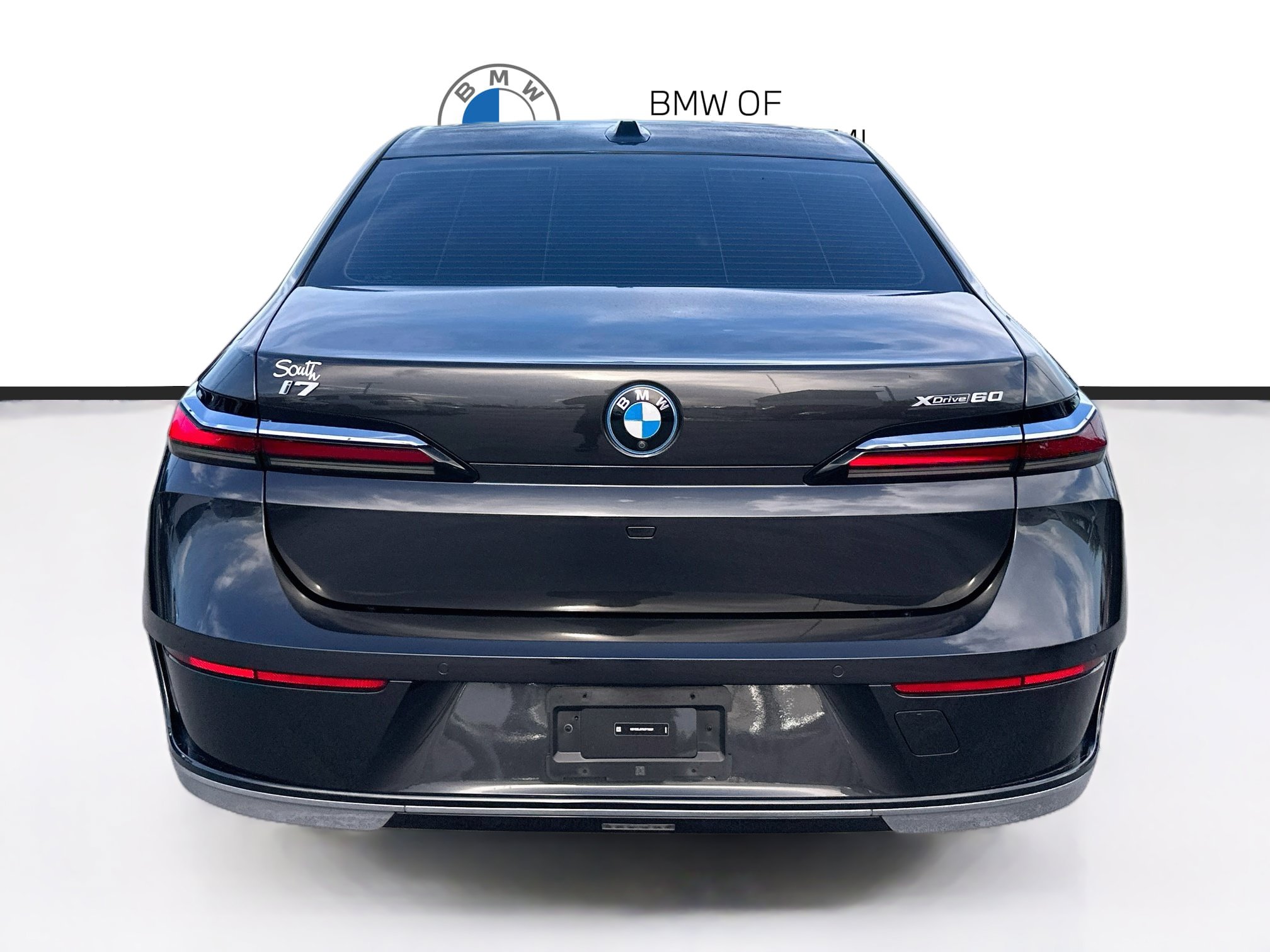 Certified 2024 BMW i7 xDrive60 AWD/4WD image 6