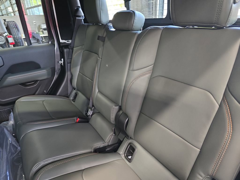 New 2026 Jeep Gladiator Mojave AWD/4WD image 14