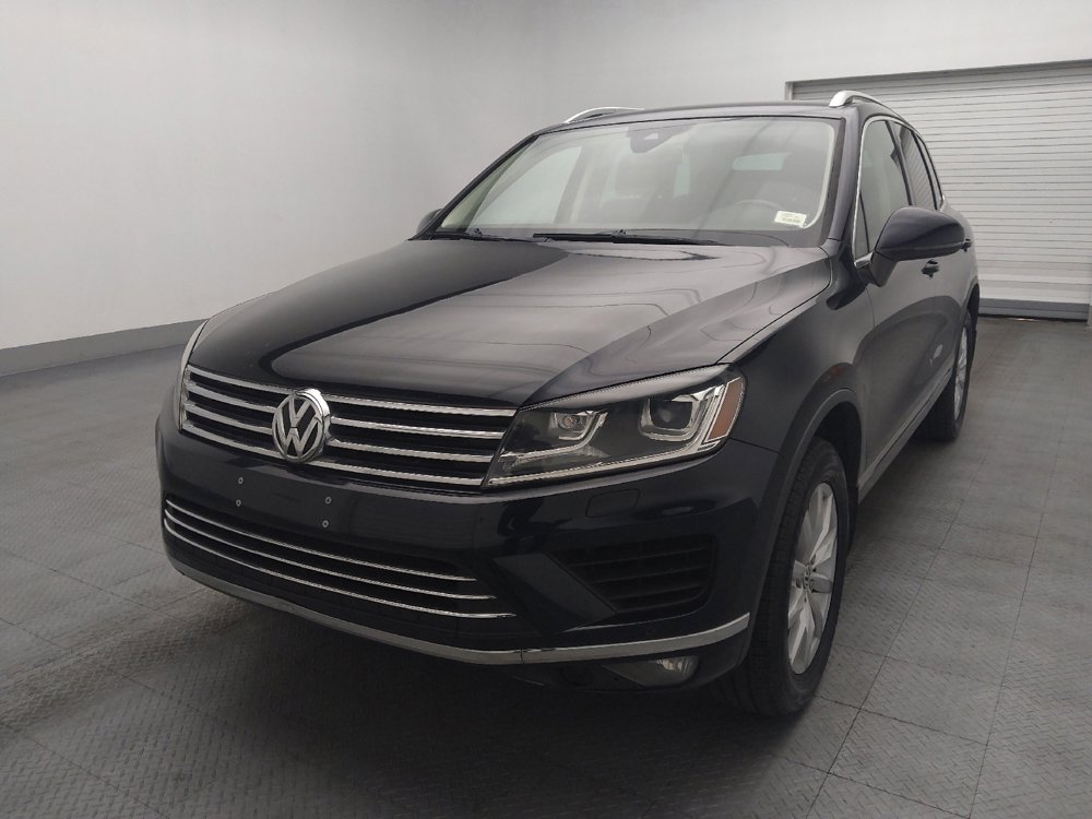 Used 2016 Volkswagen Touareg Sport image 15