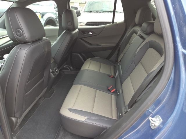 Used 2026 Chevrolet Equinox LT w/ Convenience Package II image 16