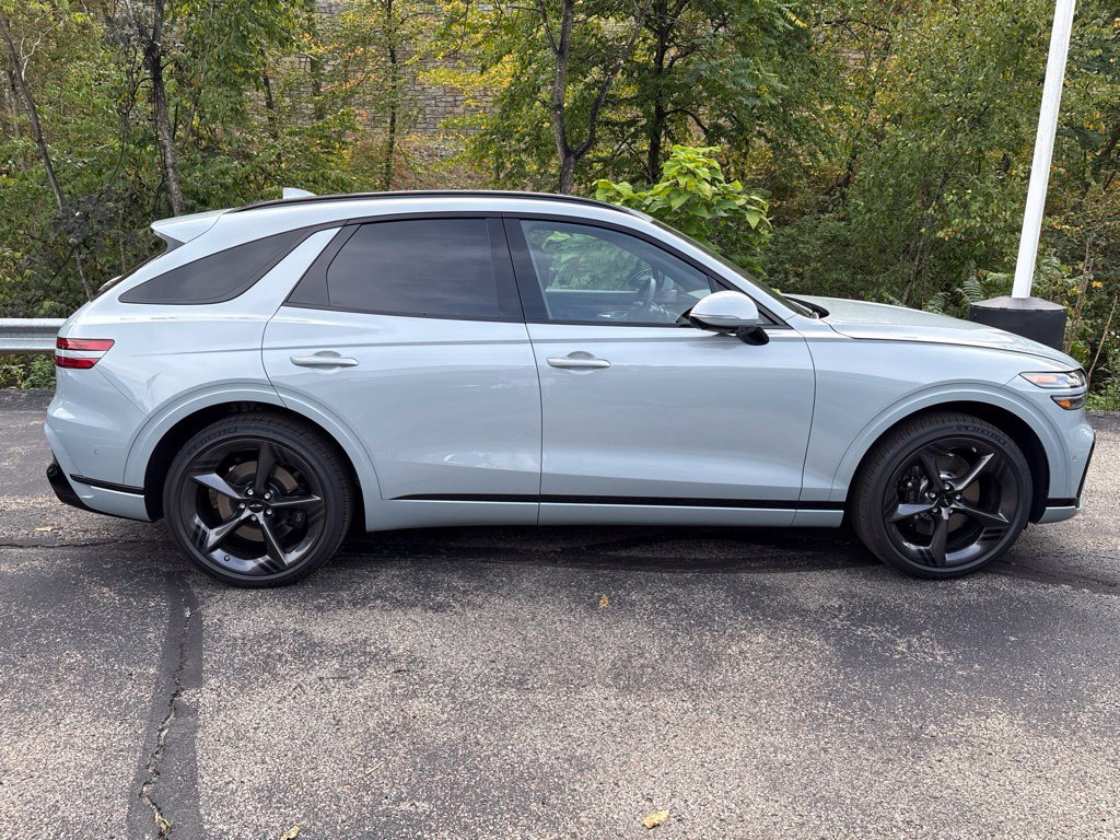 New 2027 Genesis GV70 2.5T Sport Prestige w/ Tow Package AWD/4WD image 5