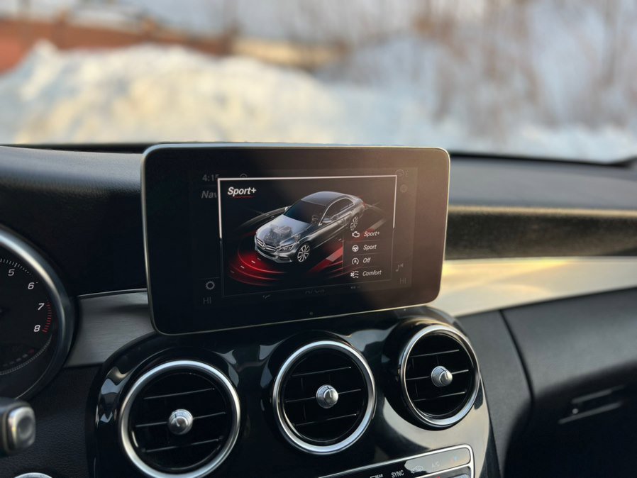 Used 2015 Mercedes-Benz C 300 4MATIC Sedan image 19