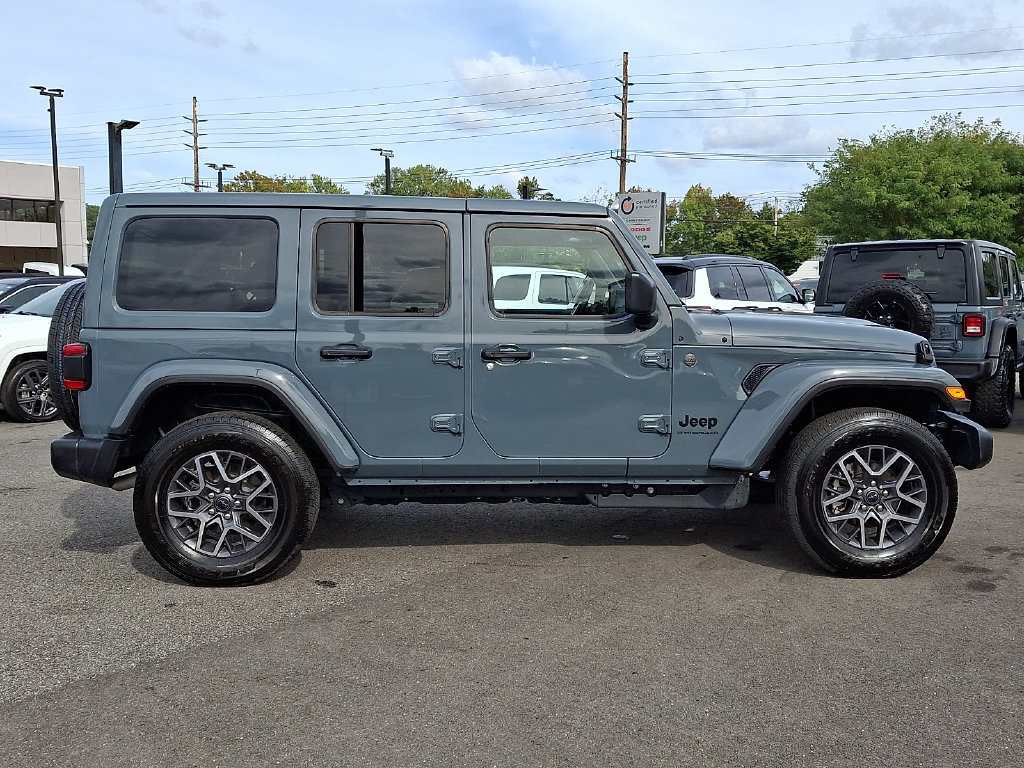 Certified 2026 Jeep Wrangler Unlimited Sahara AWD/4WD image 7