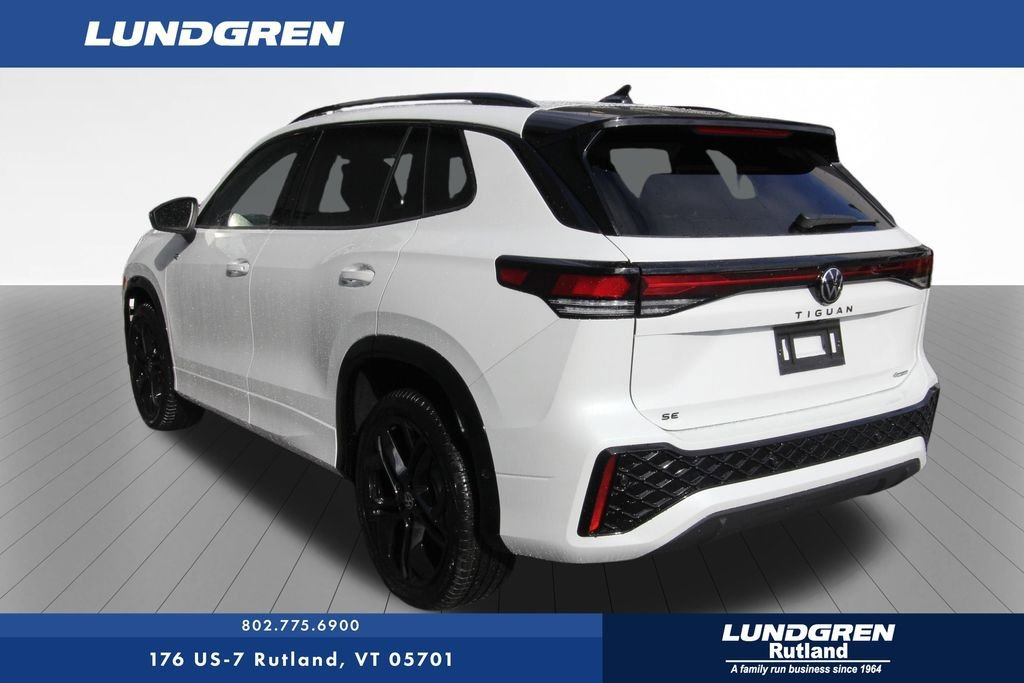 New 2026 Volkswagen Tiguan SE R-Line image 7