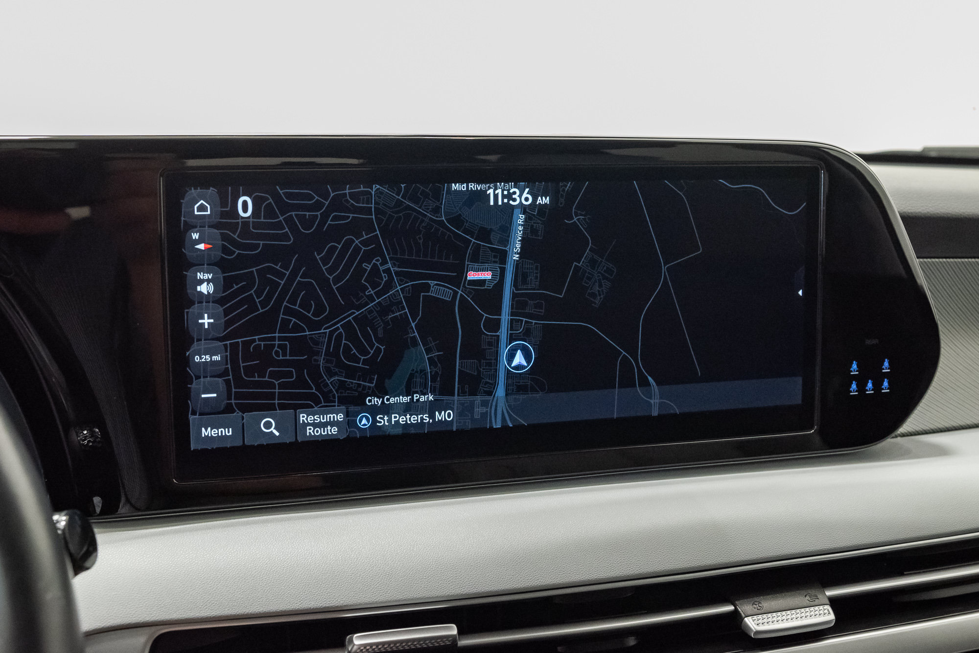 Used 2025 Hyundai Palisade SEL FWD image 18