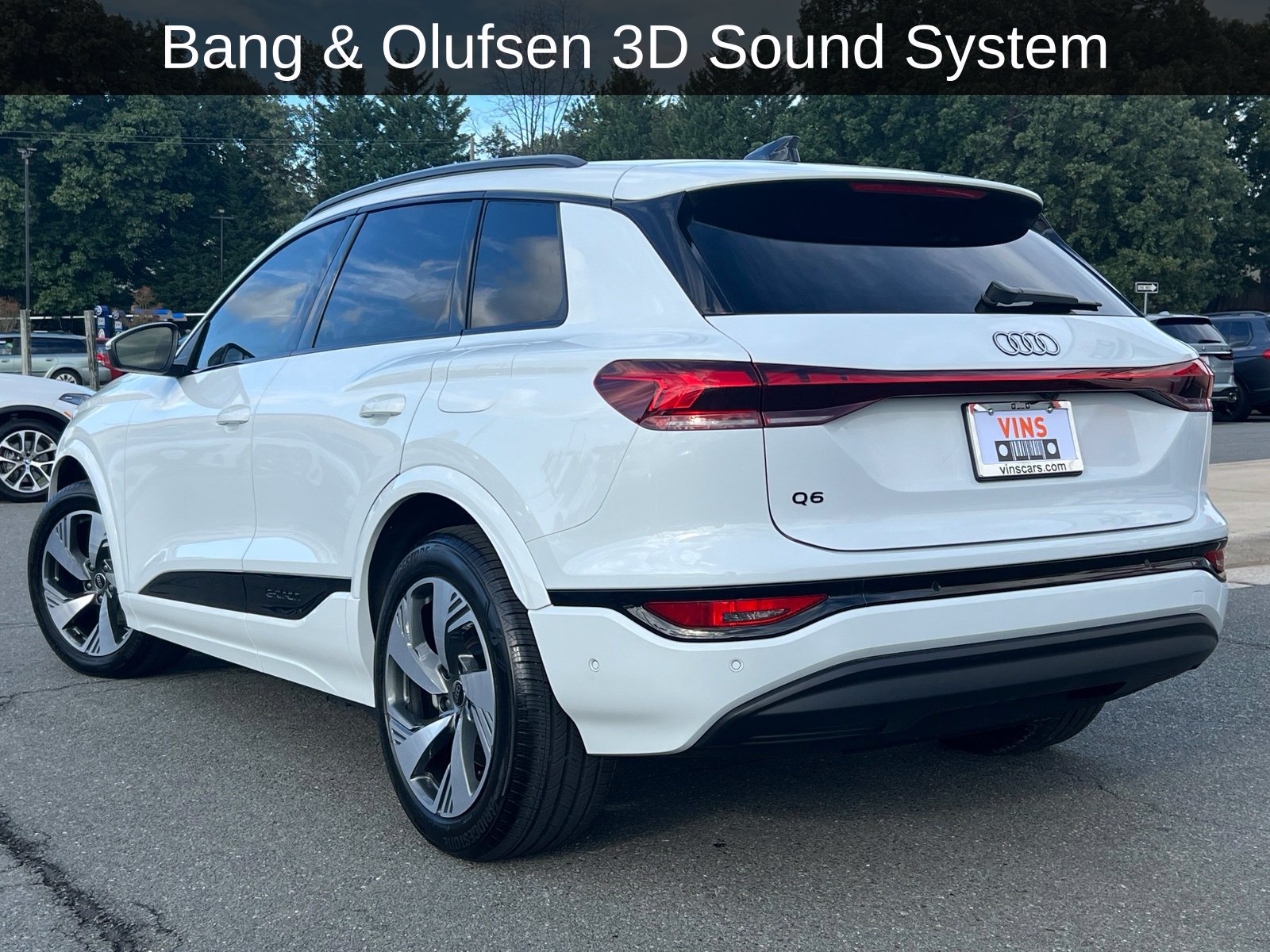 Used 2025 Audi Q6 e-tron Prestige w/ 20" Wheel Package AWD/4WD image 6
