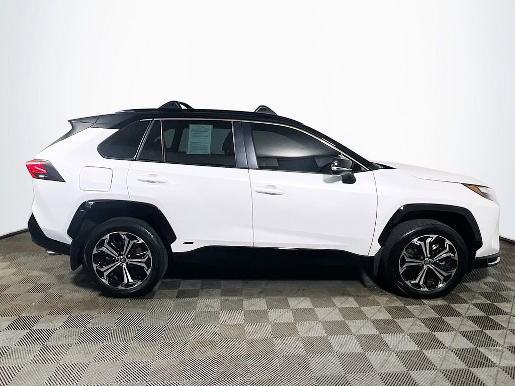 Certified 2025 Toyota RAV4 XSE w/ Weather Package AWD/4WD image 9