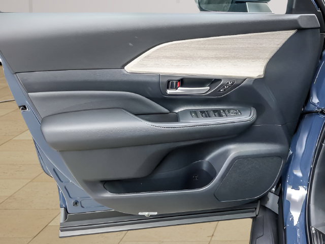 New 2026 Toyota Grand Highlander AWD image 22
