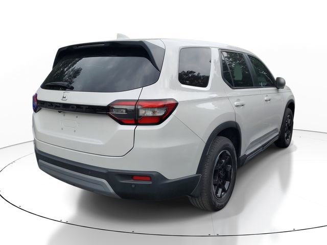 Used 2025 Honda Pilot EX-L image 6