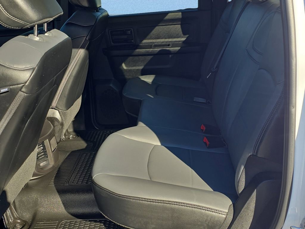 Used 2025 RAM 3500 Tradesman w/ Chrome Appearance Group image 15