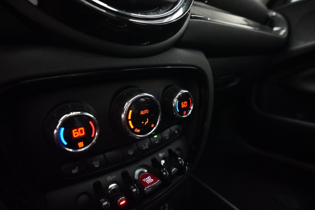 Used 2016 MINI Cooper Clubman FWD image 19