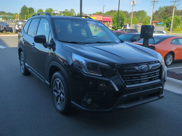 Used 2023 Subaru Forester Premium AWD/4WD image 5