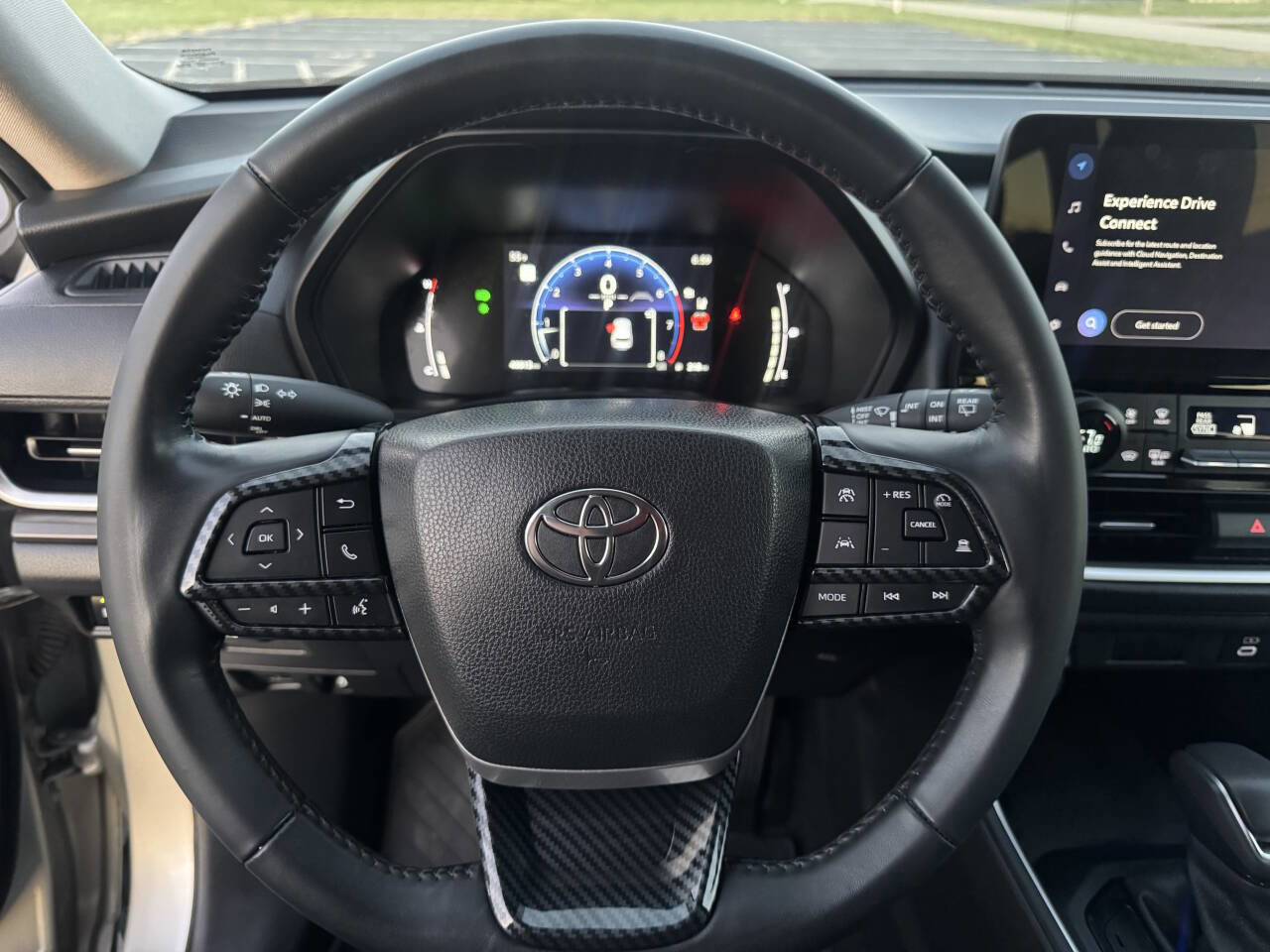 Used 2024 Toyota Grand Highlander AWD image 37