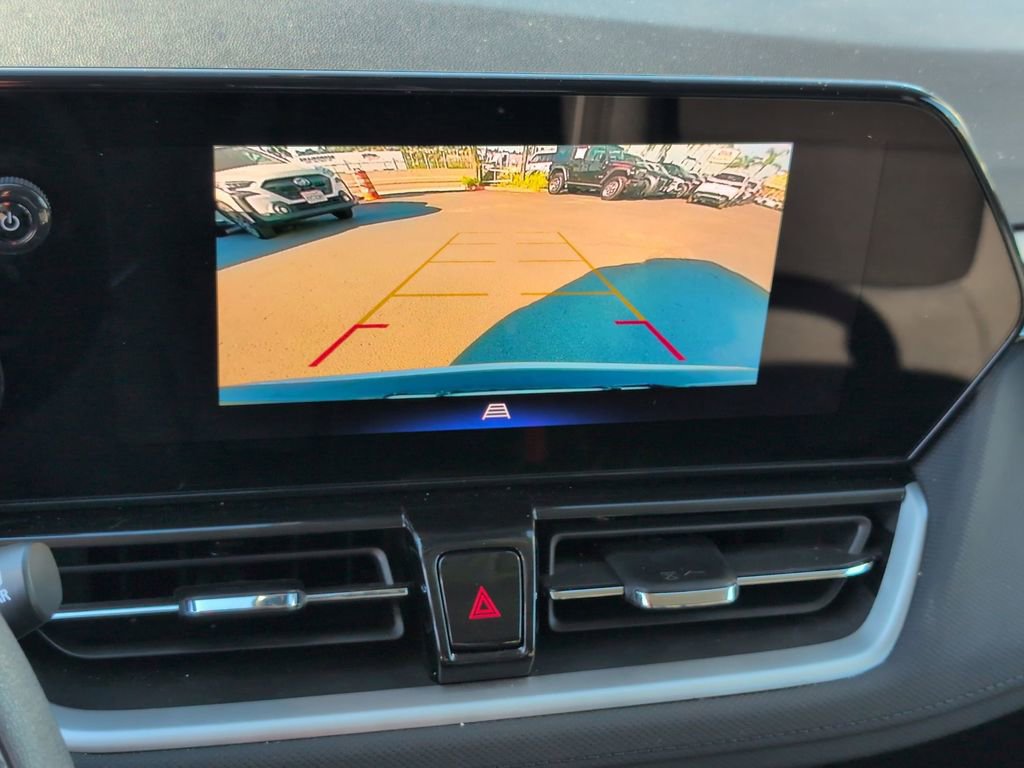 Used 2025 Chevrolet TrailBlazer LT image 18