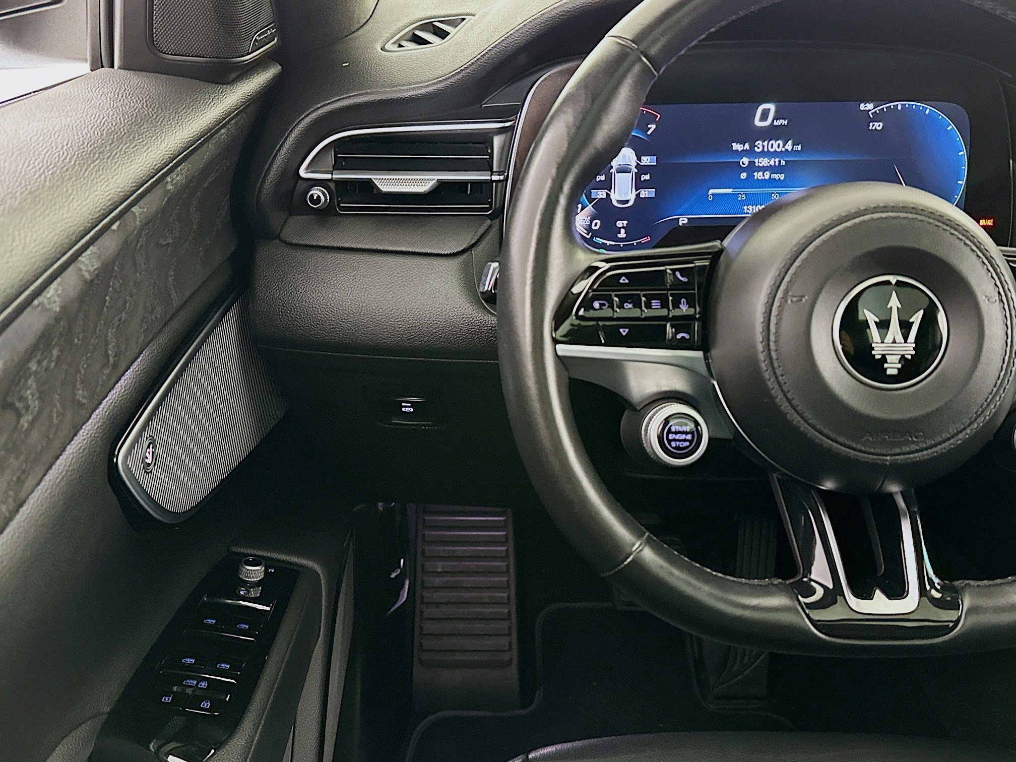 Used 2023 Maserati Grecale Modena image 10