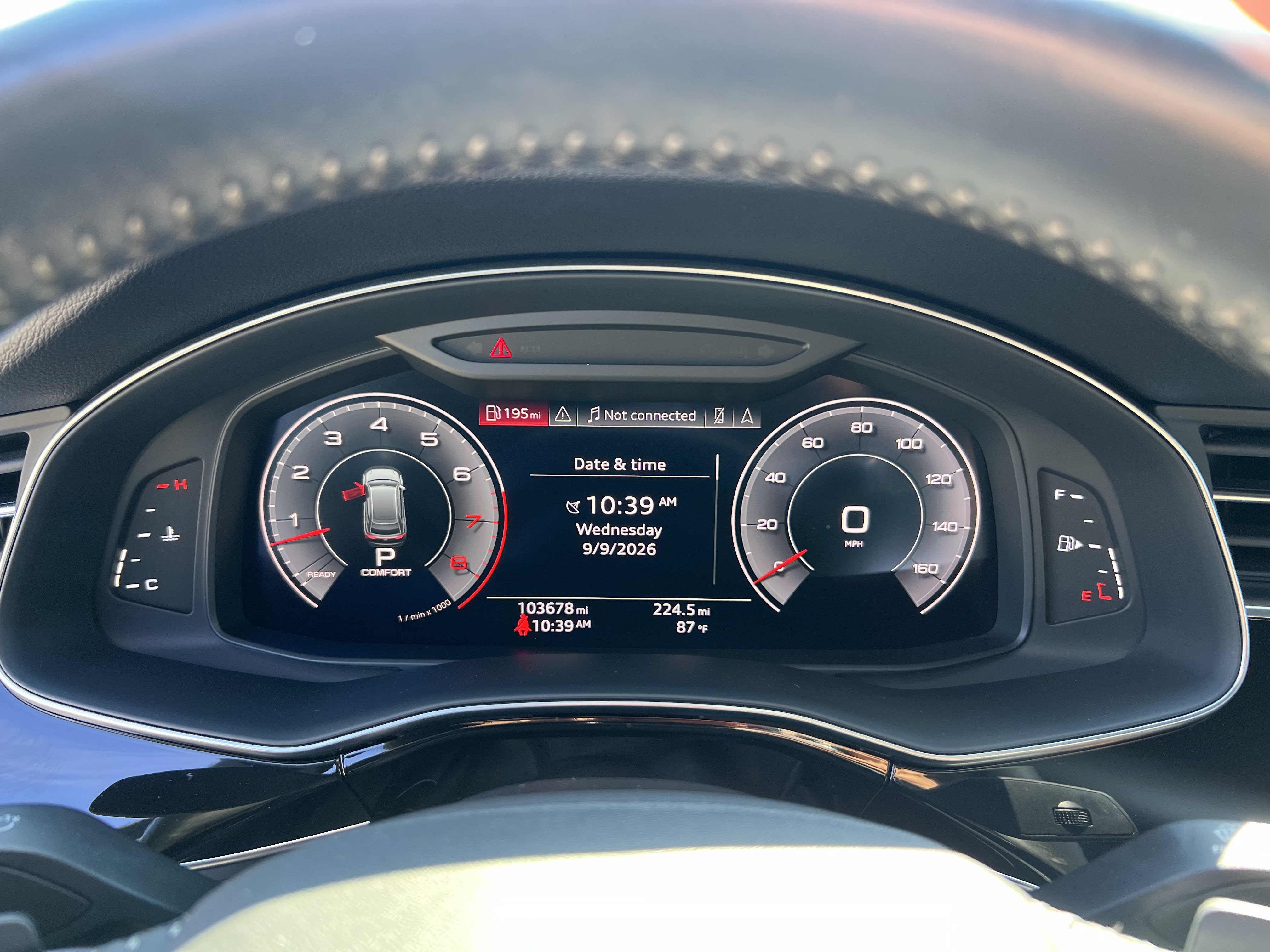 Used 2019 Audi Q8 Premium Plus AWD/4WD image 22